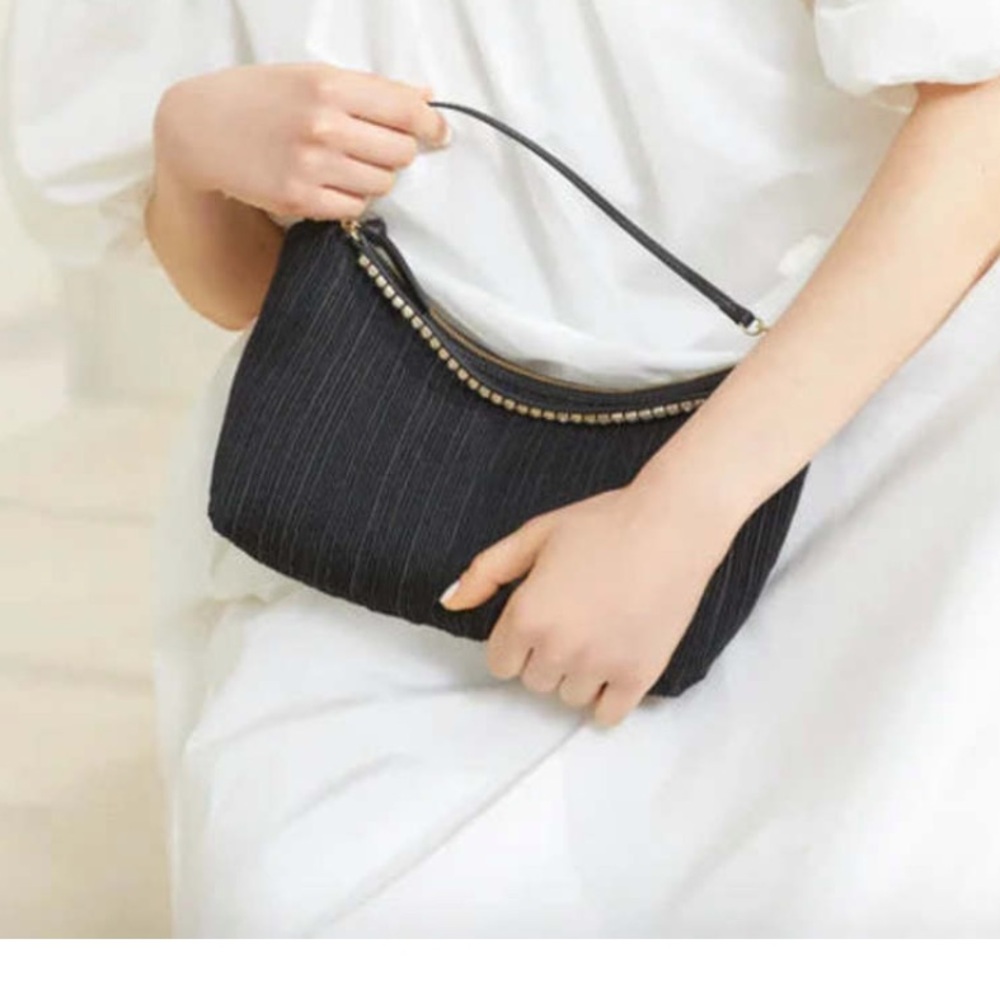 Elegant Black Women's Bag